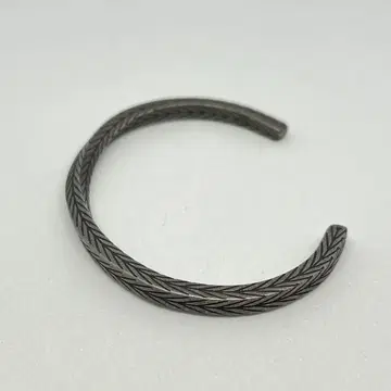 새상품 뱅글 심플한 디자인 팔찌 액세서리