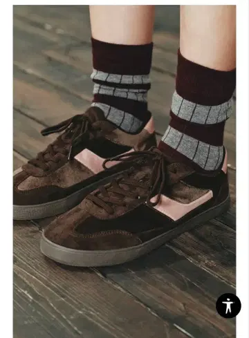 ZARA 대비 스니커즈 브라운 39