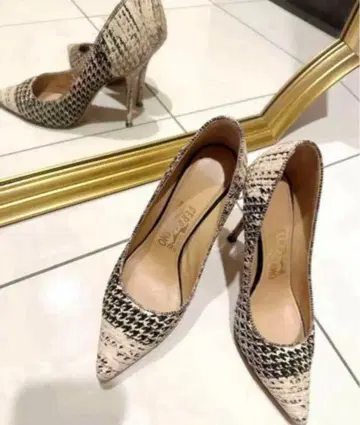 페라가모 아름다운 라인 고급스러움 넘치는 멋진 가을/겨울 펌프스 7C