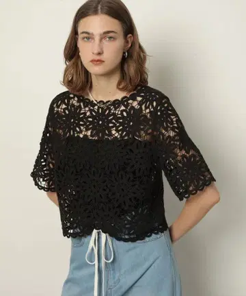 미사용 CADUNE 플라워 레이스 풀오버 레이스 상의 시치고산 블랙