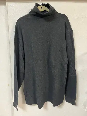 ROUND TREE & YORKE 그레이 터틀넥 M