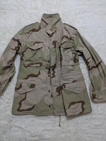 [ US ARMY ] 밀리터리 자켓 L 상당 후드 부착 외투
