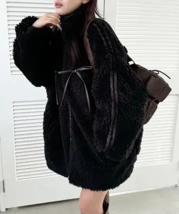 NICE CLAUP 사이드 라인 리본 보아 블루종