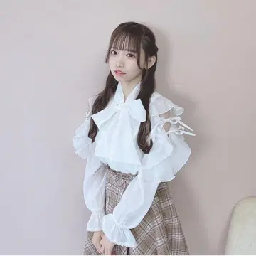 evelyn 소매 펄 리본 프릴 TP 화이트