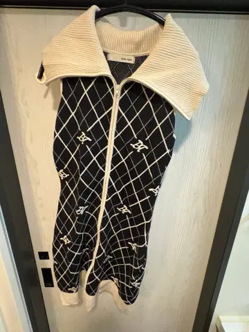 다이아 무늬 슬리브리스 미니 원피스 S 사이즈