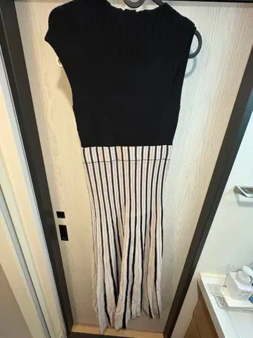 RYDUO 니트 롱 원피스 S 사이즈 블랙/스트라이프