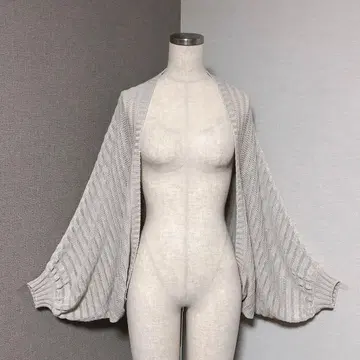 립 서비스 시스루 니트 돌먼 가디건 베이지