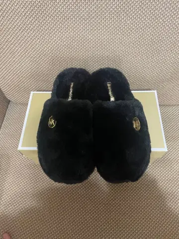 마이클 코스 알렉시스 클로즈드투 슬리퍼