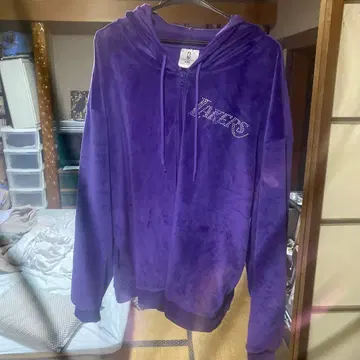 보라색 플리스 후드티