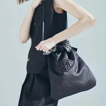 SEA Reversible Shoulder Bag