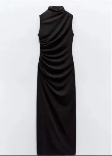 드루프 디테일 원피스