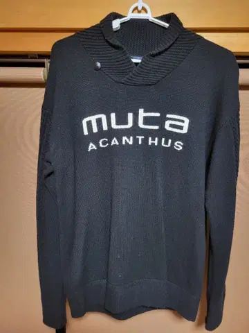 muta 블랙 니트 스웨터 사이즈 6