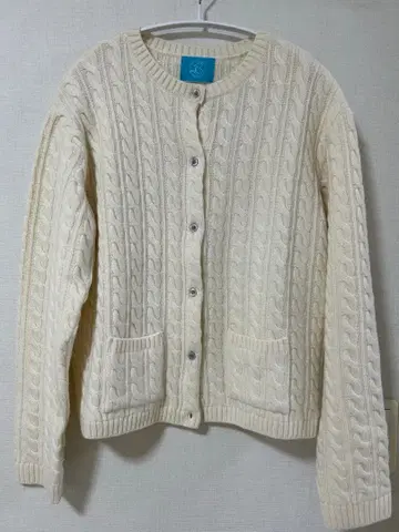 MAGGY BLUE 마기 블루 케이블 니트 가디건