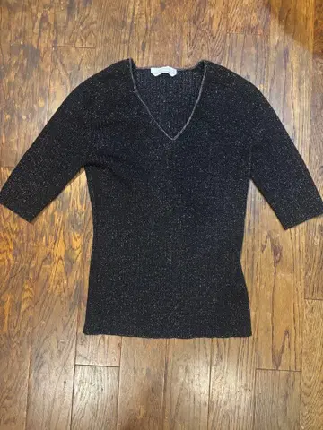 BOSS 메리노 슈퍼 파인 V넥 니트