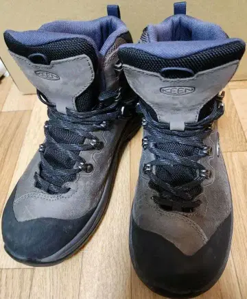KEEN 트레킹 슈즈 등산화 그레이 네이비 23.5cm 새상품급