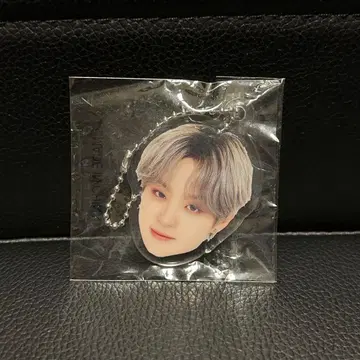 [당일 발송] TREASURE 지훈 REBOOT 얼굴 아크릴 키링