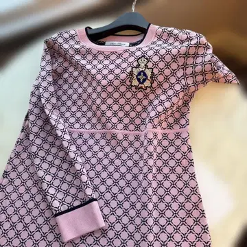 특가 새상품급 슈퍼뷰티 원피스 L 사이즈 신축성 있음