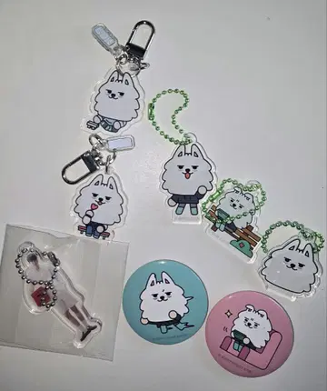 욘몬 아크릴 키와 배지 세트