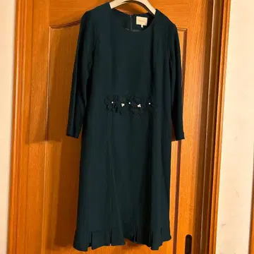 Rose Tiara 다크 그린 원피스