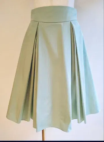 FOXEY NEWYORK 무릎 기장 스커트 38