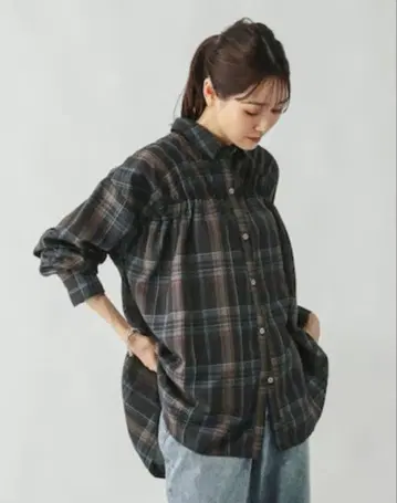 이번 시즌 GLOBAL WORK 모듬 셔링 셔츠