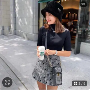 Sheller 셰리에 미사용에 가까운 컨디션 최상 도트 트위드 큐롯 팬츠