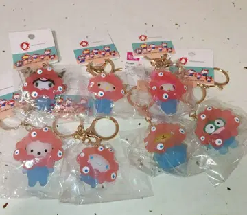 미야쿠미야쿠 산리오 클리어 입체 마스코트 클리어 컬러 키링