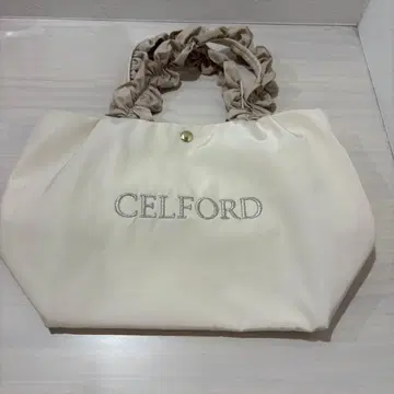 CELFORD 플룸 프릴 라메 자수 토트백 ( S ) 화이트