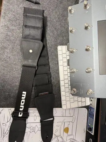 MONO (모노) 베티 쇼트 블랙