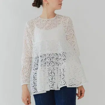 [ 택 포함 ] 플로키 레이스 티어드 블라우스 36