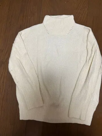 MORABITO BLANC 아이보리 터틀넥 스웨터