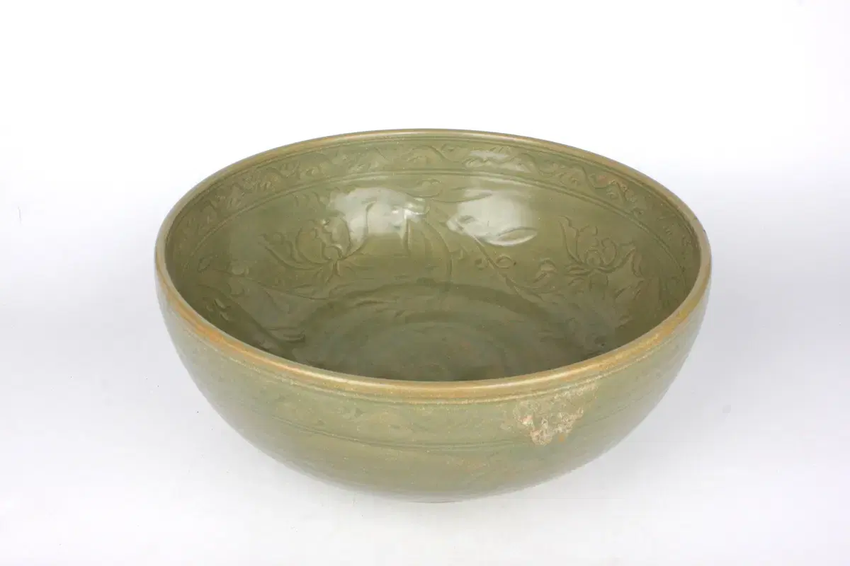 용천요모란문 대완