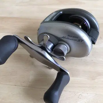 시마노 스콜피온 메타늄 XT 왼쪽 핸들