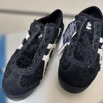 오니츠카타이거 MEXICO 66 PARATY