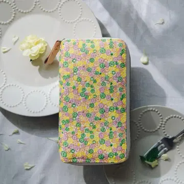 호보니치 위크스 커버 (미나 페르호넨 skyful)