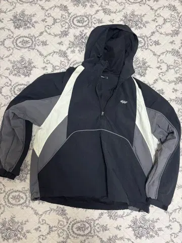 NOT4NERD 나일론 아노락 후드티 블랙 x 화이트