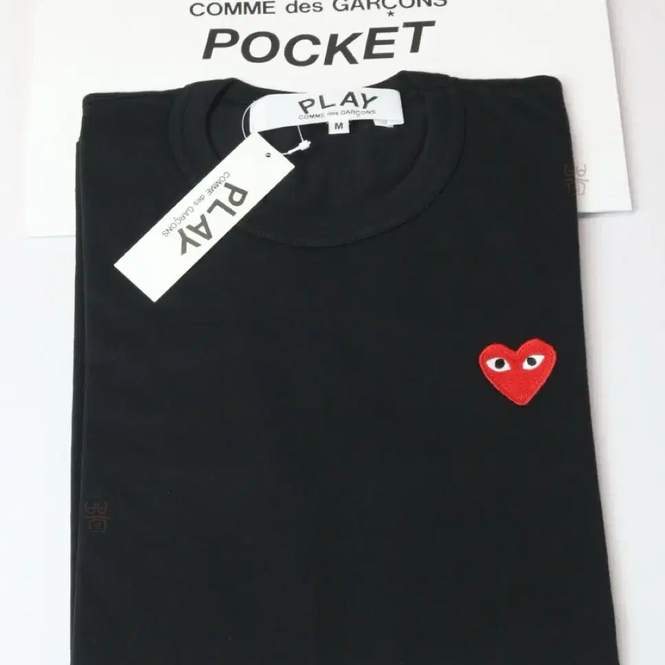 (Genuine Product)(New Product) Comme des Garçons Red Heart Patch White Heart Patch Long Sleeve