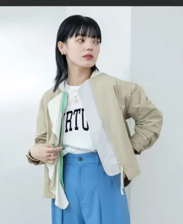 에이미 로우 백 개더 프릴 블루종