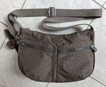 KIPLING 키플링 숄더백 이젤라 브라운