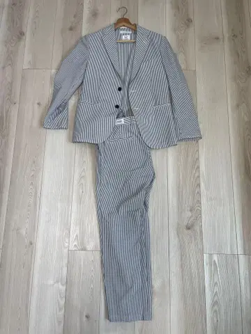 BEAUTY&YOUTH 스트라이프 캐주얼 수트 셋업