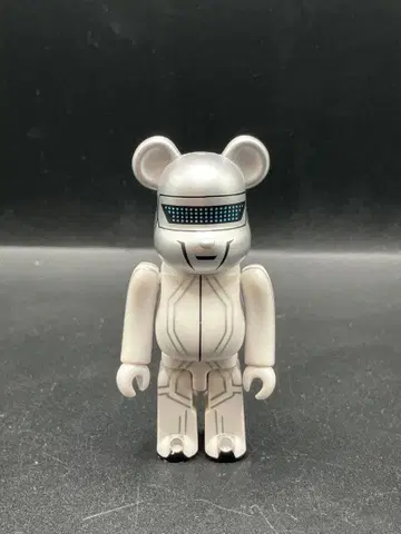 gf03 베어브릭 다프트 펑크 100%