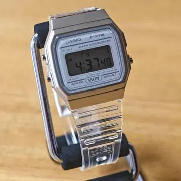 새상품 카시오 CASIO 쿼츠 손목시계 F-91WS-7 화이트