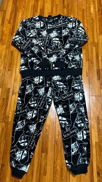 베티 올 패턴 룸웨어 사이즈 LL 셋업