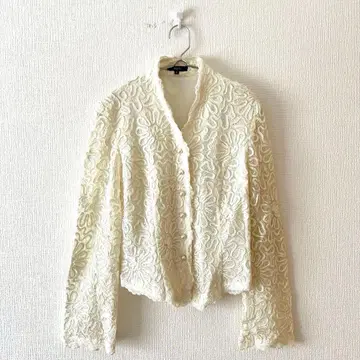 [로페] 자켓 자수 디자인 레이스 풀 버튼 펄풍 일본제 M