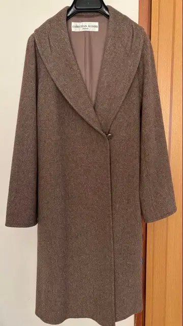 크리스찬 오자르 롱 코트