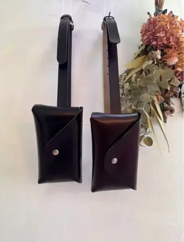 새상품 hwyl 휴일 천연 가죽 바디백