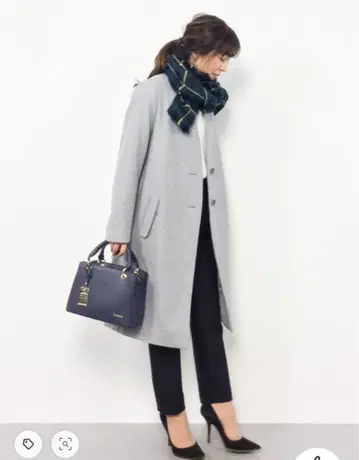 [새상품급] URBAN RESEARCH ROSSO V넥 노카라 코트