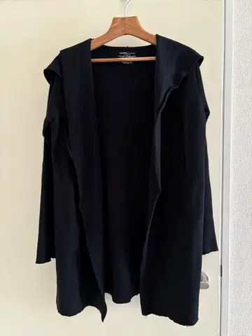 후드 부착 가디건 마제스틱 블랙