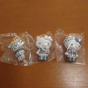 헬로키티 시크릿 마스코트 참 산리오