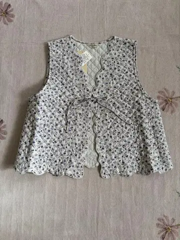 사만사 모스모스 꽃 자수 퀼트 베스트